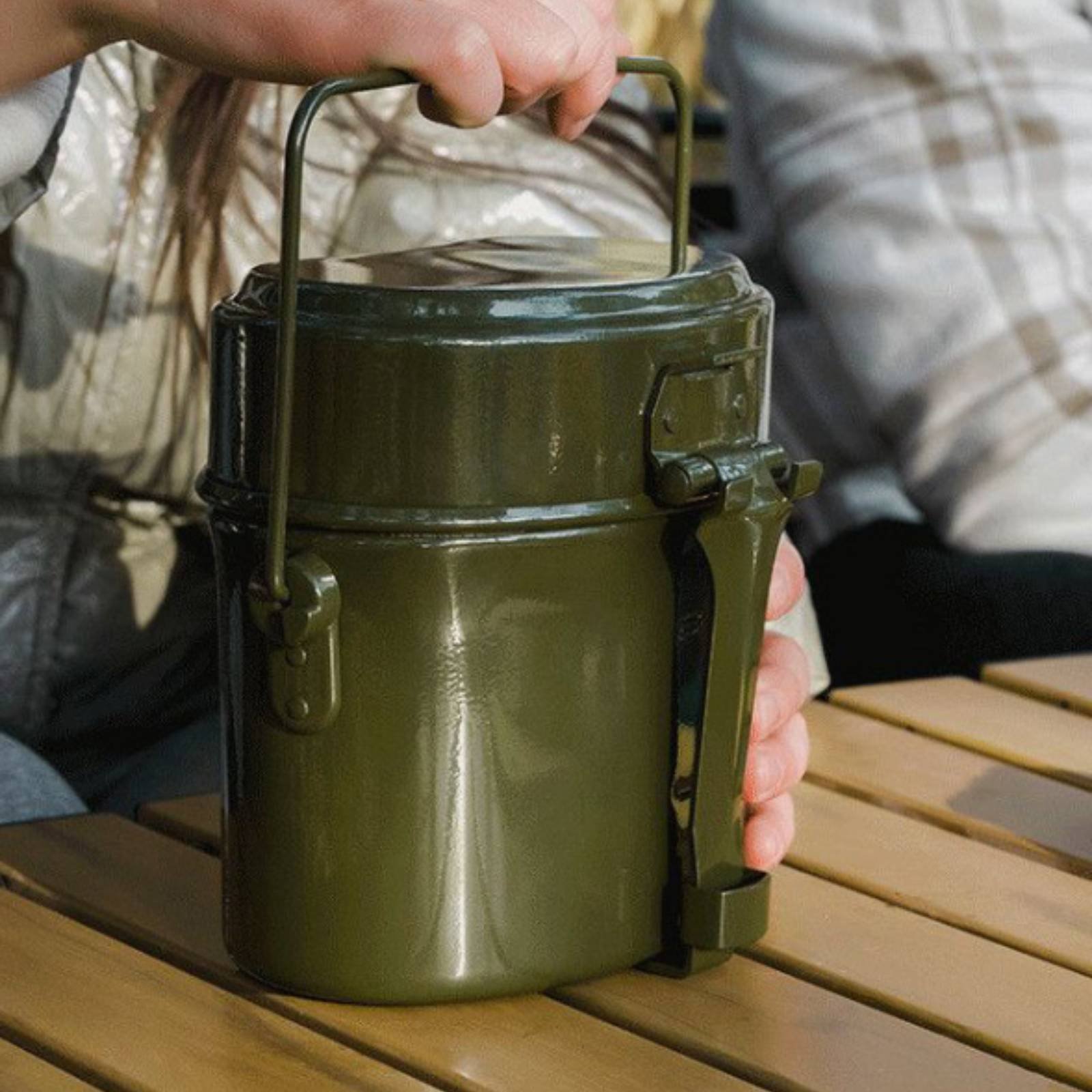 Niemiecki Zestaw Kempingowy Wi – Camping Cooking Kit Box recenzja i cena