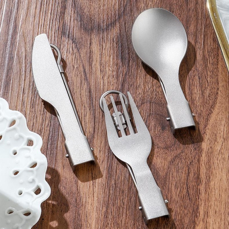 Zestaw składanych przyborów ku – Camping Cooking And Cutlery Set recenzja i cena