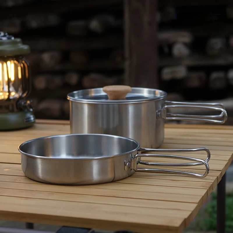Zestaw składanych naczyń kuche – Camping Cooking Kit Box recenzja i cena